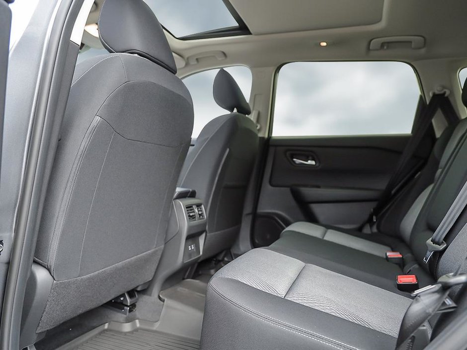 2026 Nissan Rogue SV Moonroof-20