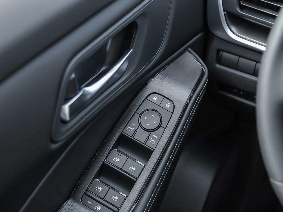 2026 Nissan Rogue SV Moonroof-16