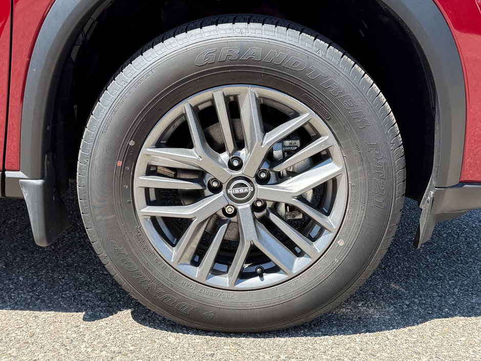 2026 Nissan Rogue S-9