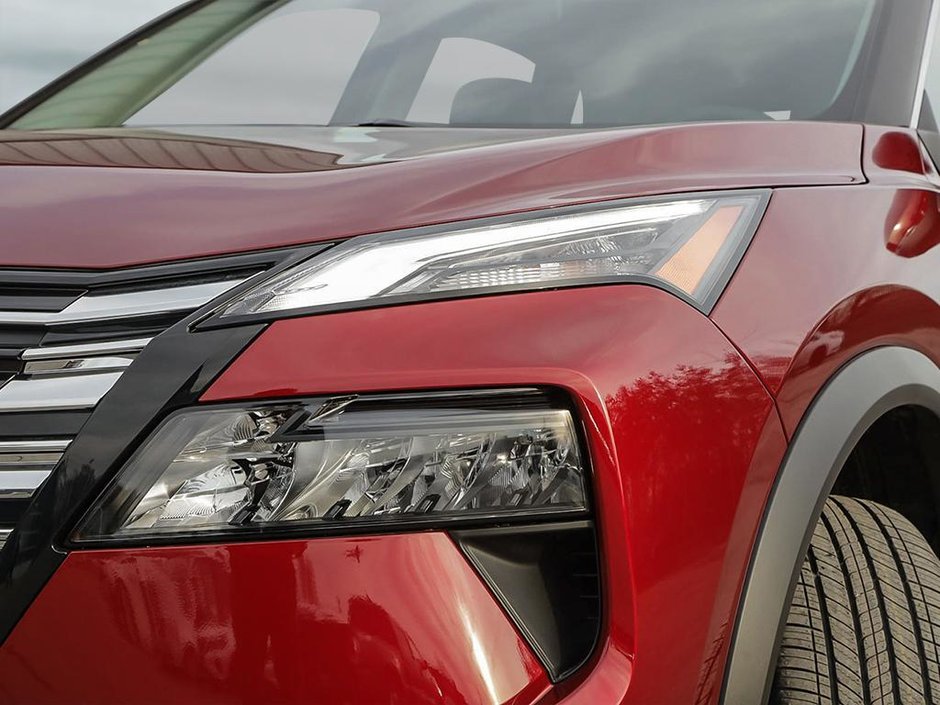2026 Nissan Rogue SV Moonroof-9