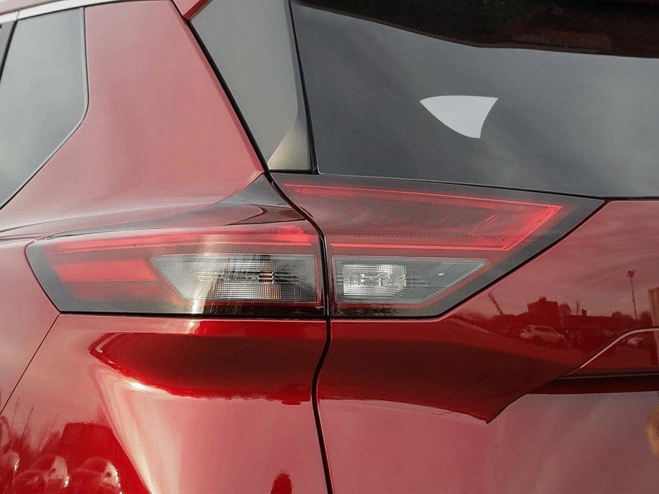 2026 Nissan Rogue SV Moonroof-10