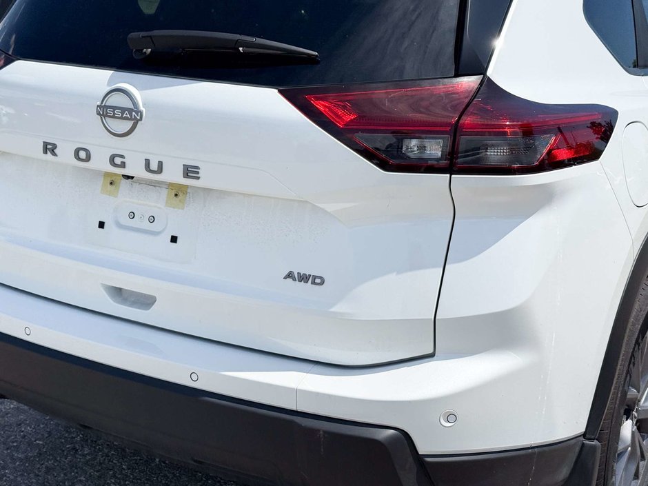 2026 Nissan Rogue S-12