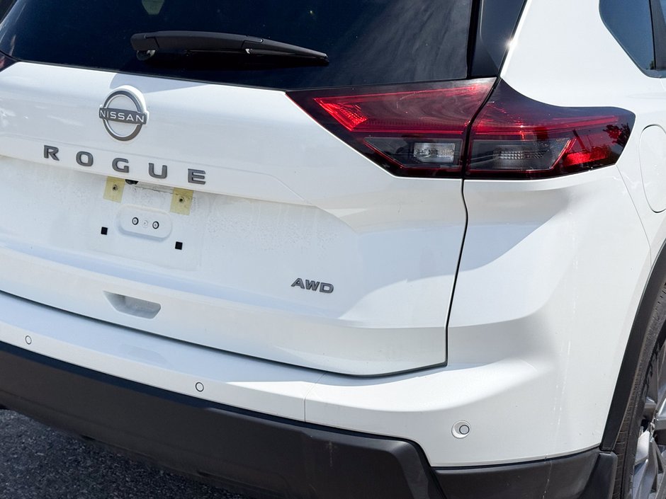 2026 Nissan Rogue S-12