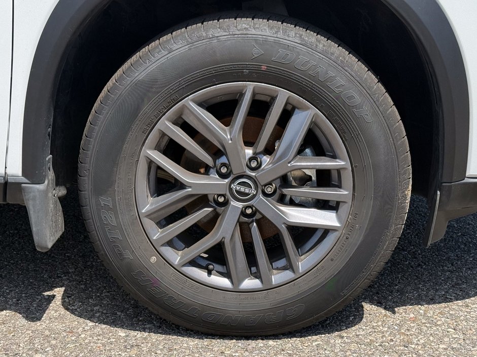 2026 Nissan Rogue S-11