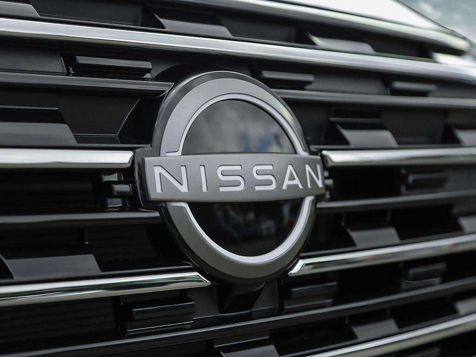 2026 Nissan Rogue SV Moonroof-8