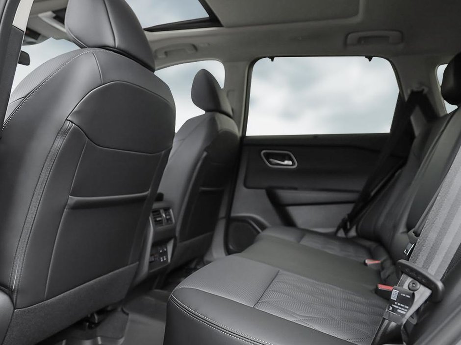 2026 Nissan Rogue Platinum-20