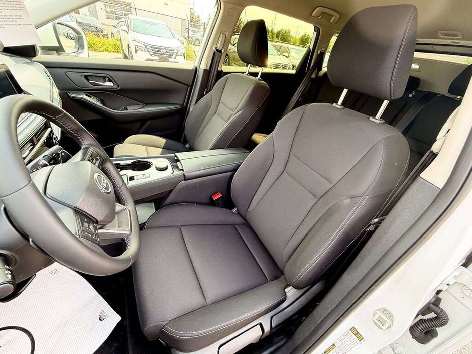 2026 Nissan Rogue S-17
