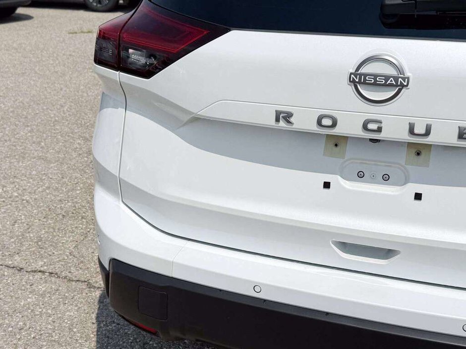 2026 Nissan Rogue S-14