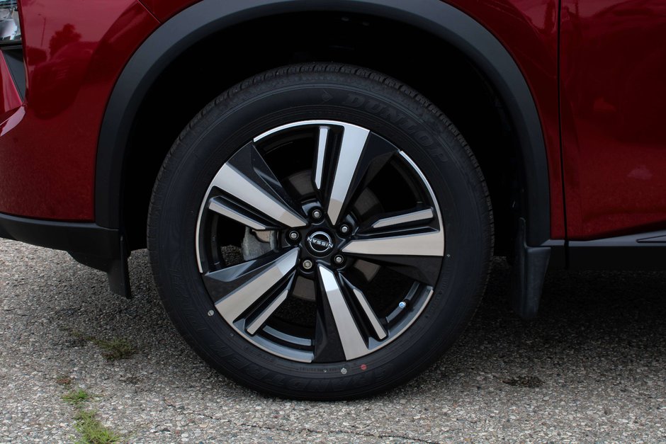 2026 Nissan Rogue SV PREMIUM-10