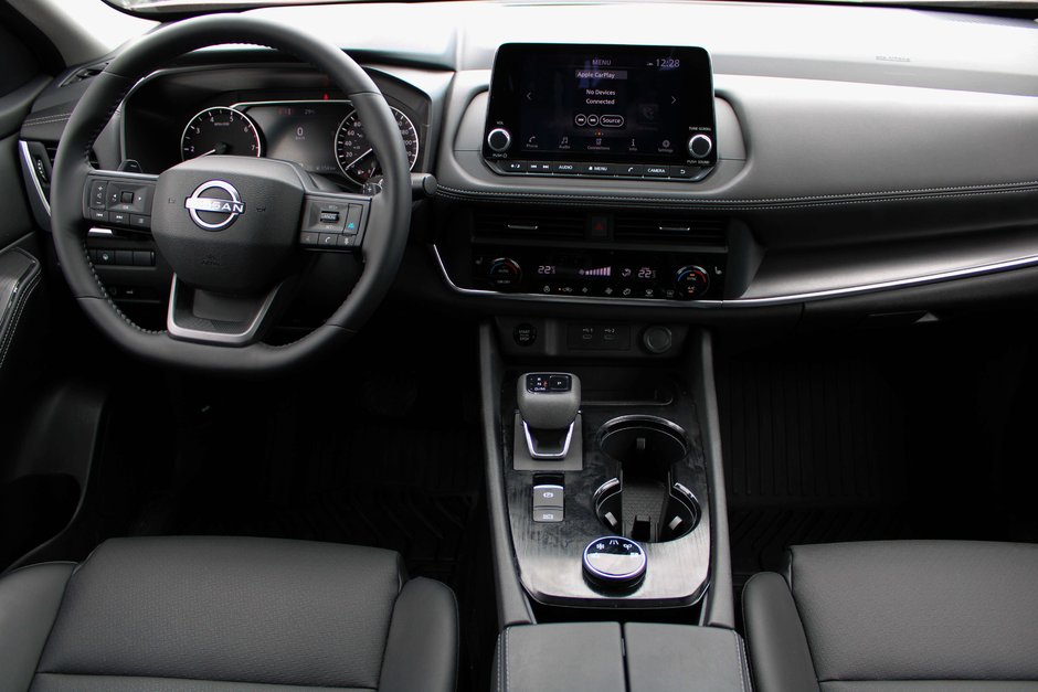 2026 Nissan Rogue SV PREMIUM-17