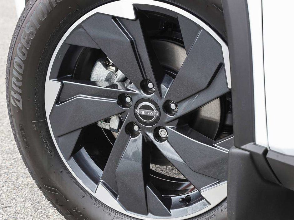 2026 Nissan Rogue SV Moonroof-7