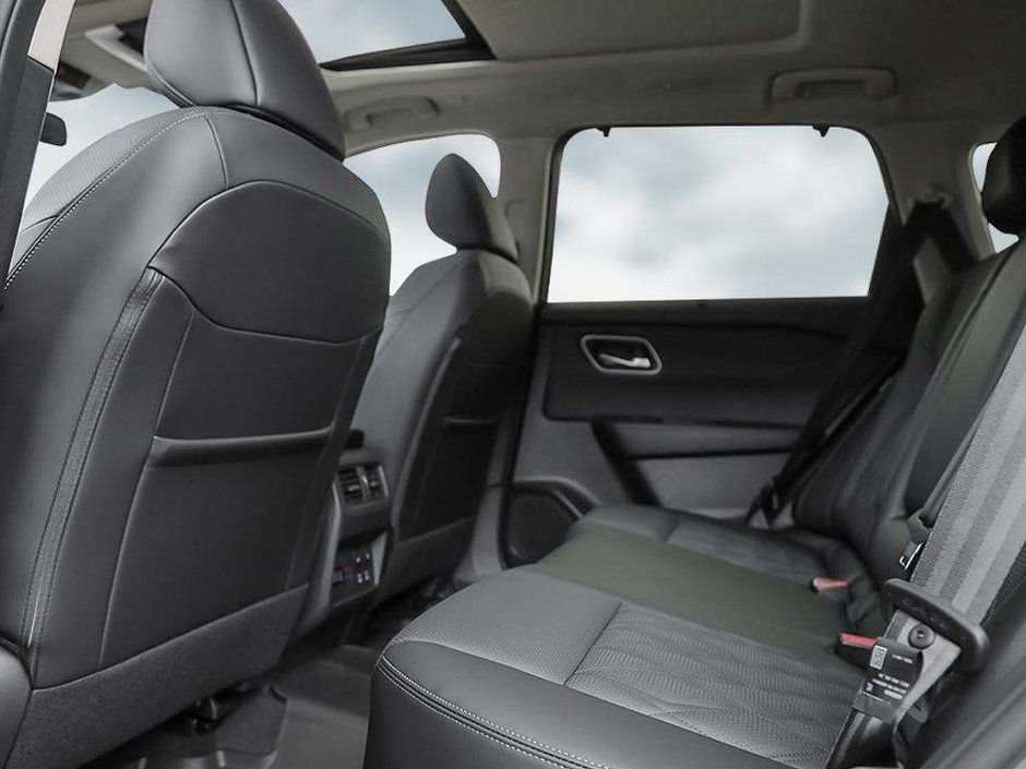 2026 Nissan Rogue Platinum-20