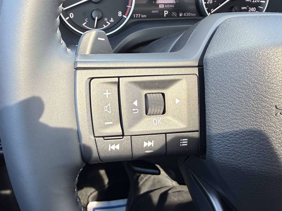2026 Nissan Rogue SV-23