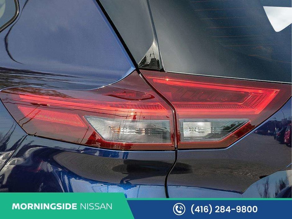 2026 Nissan Rogue Platinum-9