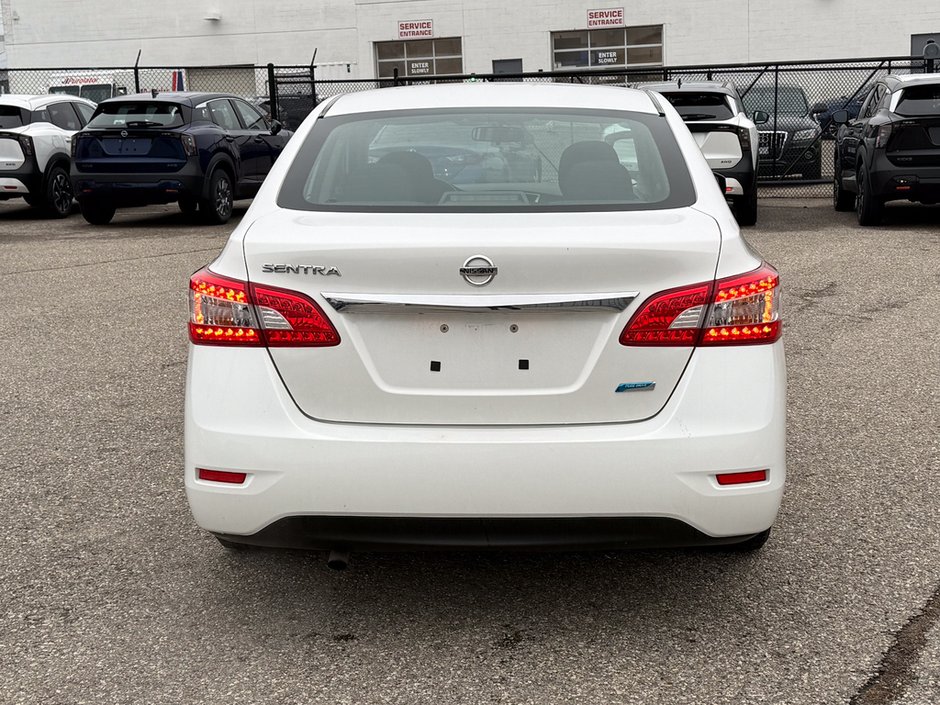 2013 Nissan Sentra 1.8 S-6