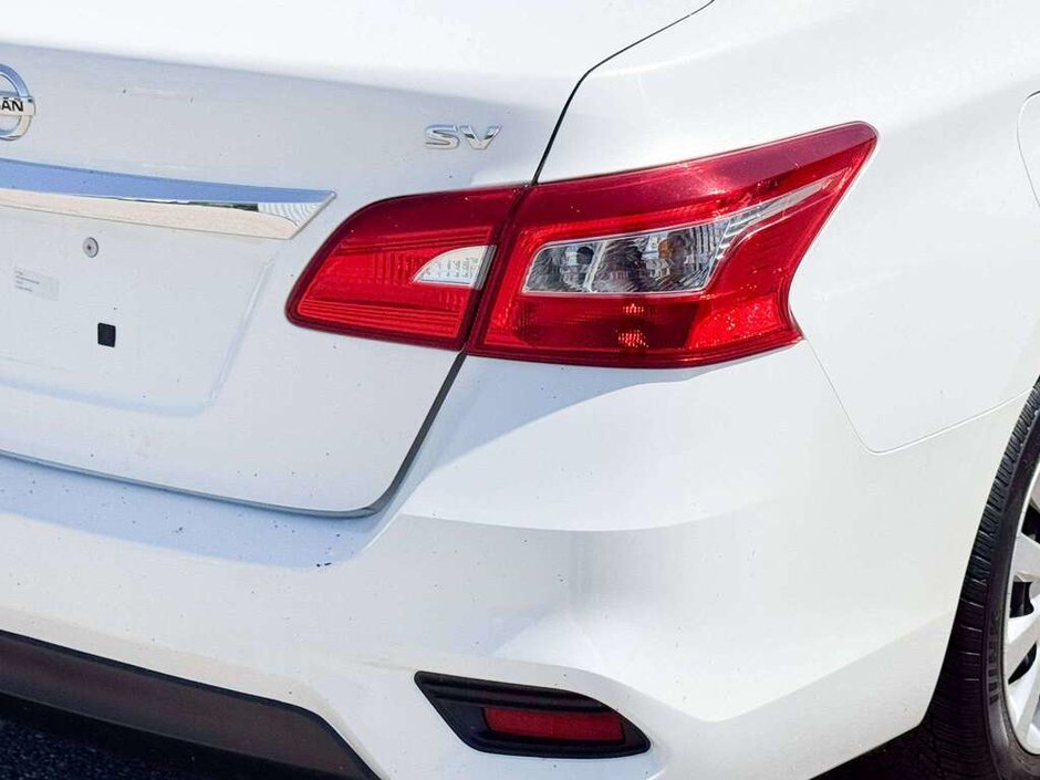 2017 Nissan Sentra 1.8 SV-11