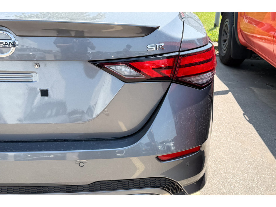 2022 Nissan Sentra SR-11