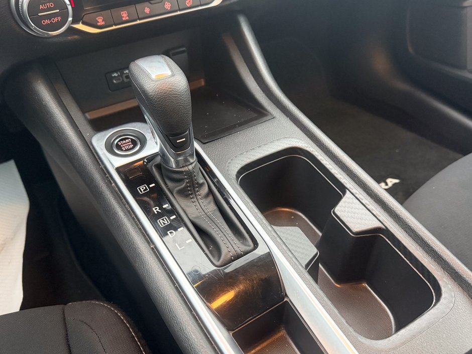 2023 Nissan Sentra SV-21