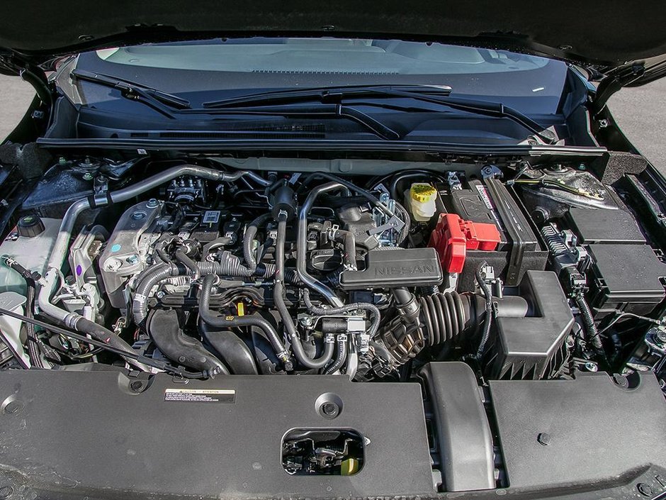 2025 Nissan Sentra SR MT-5