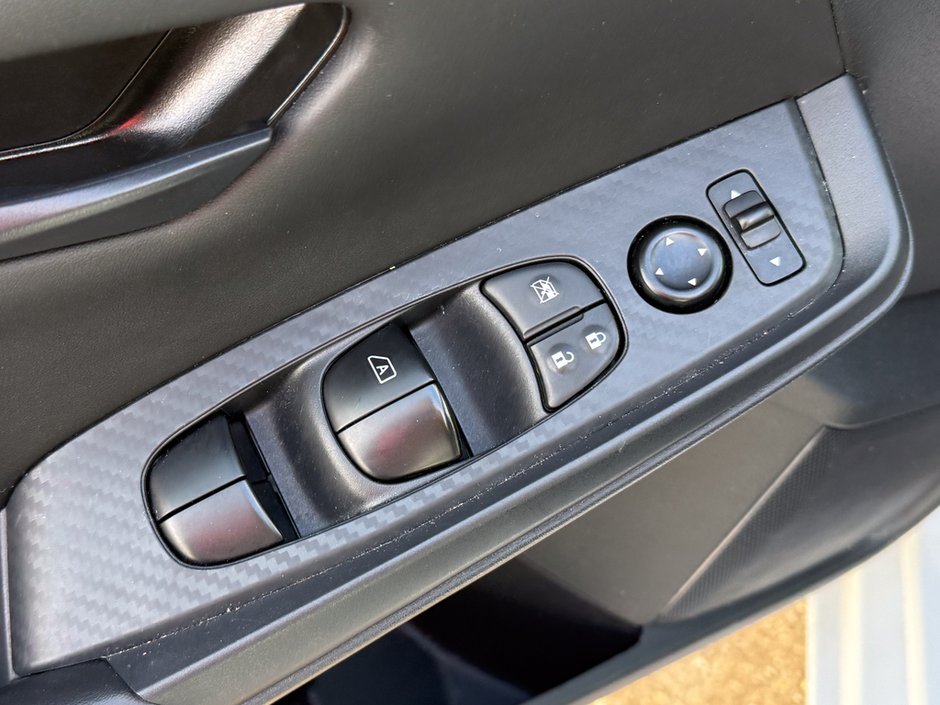 2025 Nissan Sentra S-22