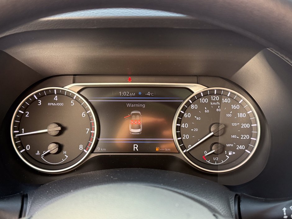 2025 Nissan Sentra SV-28