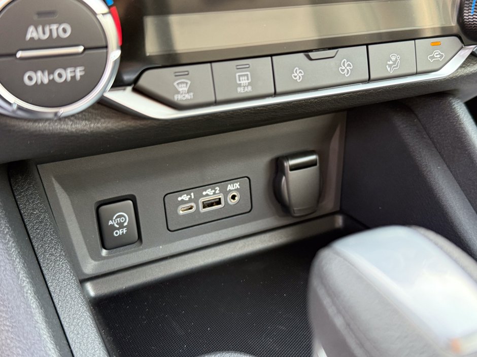 2025 Nissan Sentra SV-24