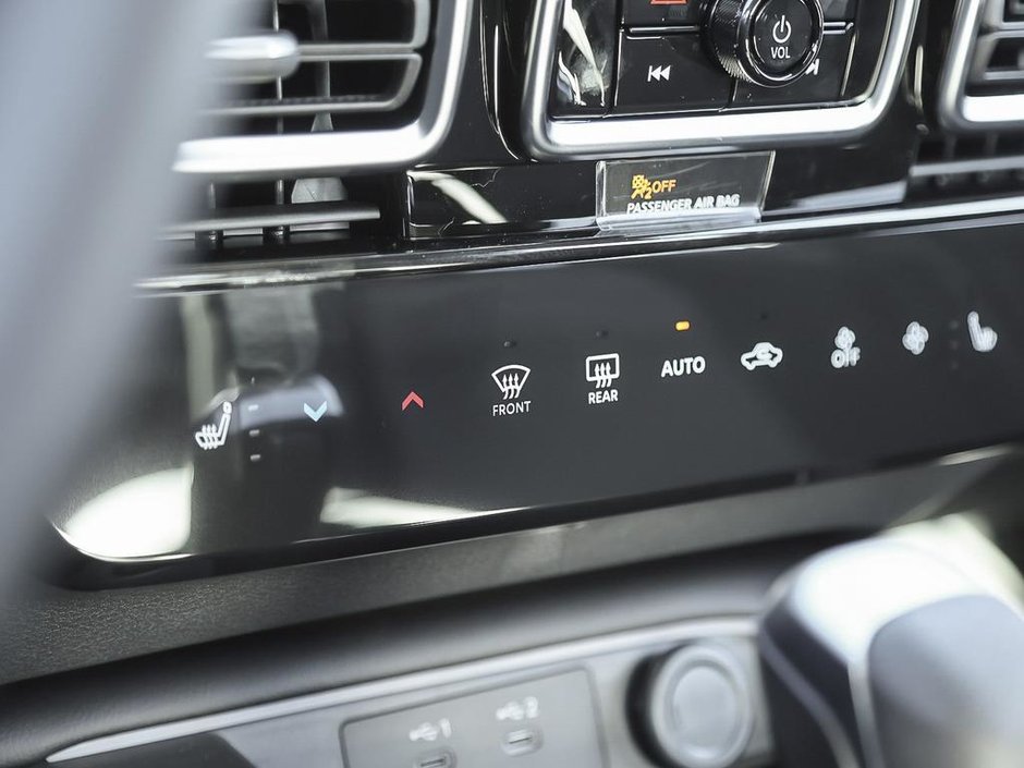 2026 Nissan Sentra SV Premium-20