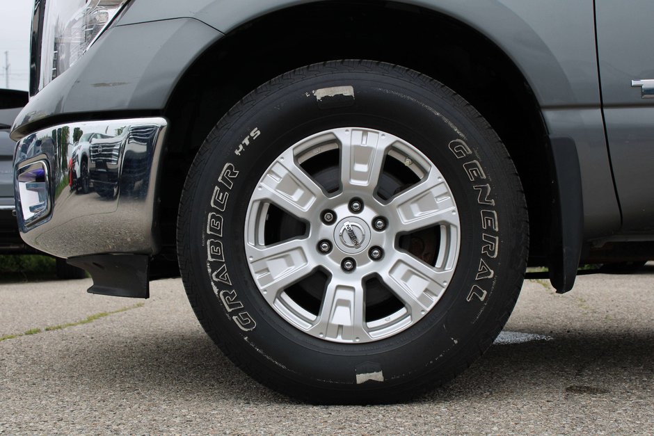 2018 Nissan Titan SV-10