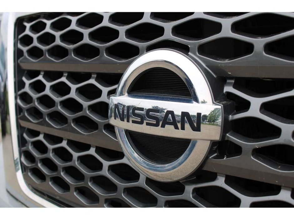 2018 Nissan Titan SV-9