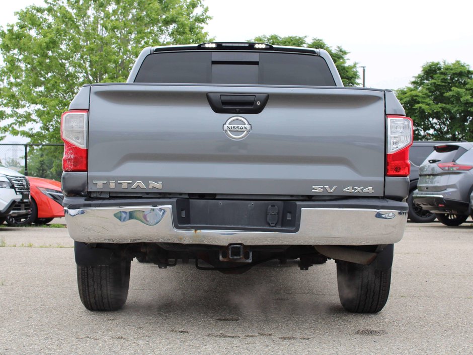 2018 Nissan Titan SV-5