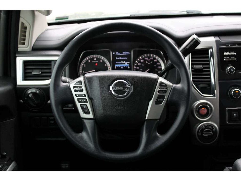 2018 Nissan Titan SV-18