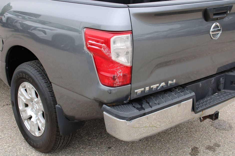 2018 Nissan Titan SV-12