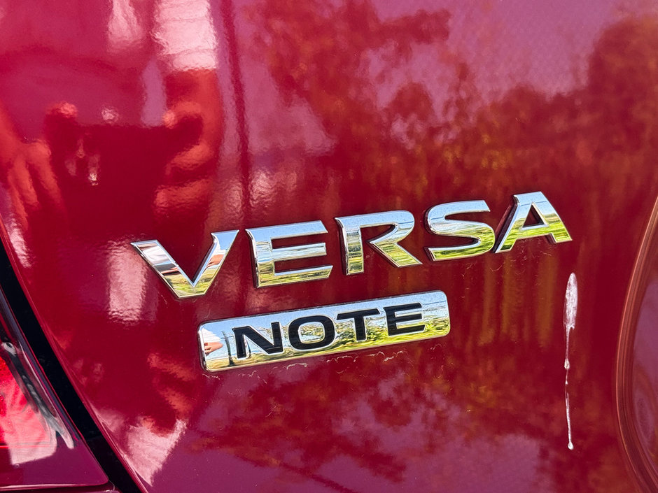 2015 Nissan Versa Note SV-8