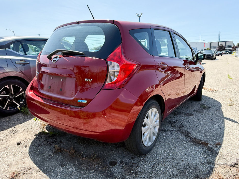 2015 Nissan Versa Note SV-6