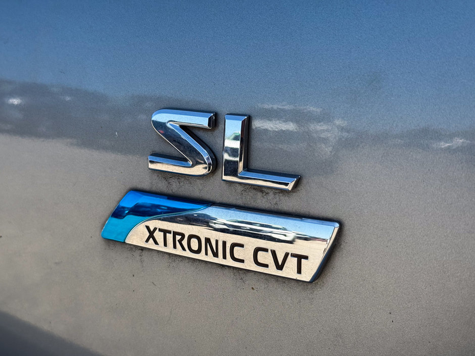 2010 Nissan Versa 1.8 SL-13