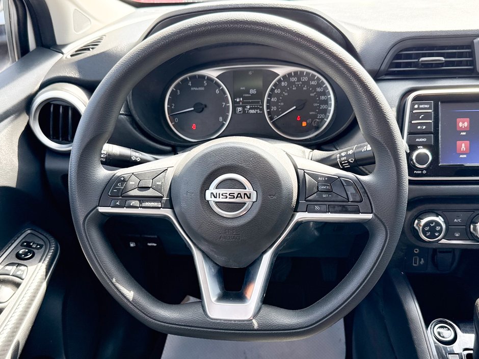 2021 Nissan Versa 1.6 S-18