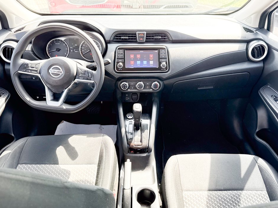2021 Nissan Versa 1.6 S-17