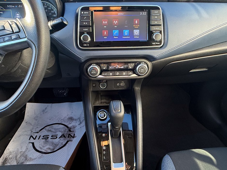 2023 Nissan Versa 1.6 SV-13