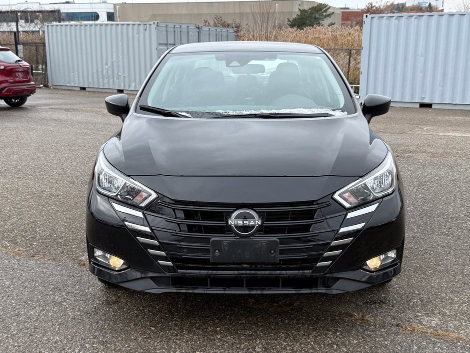 2023 Nissan Versa 1.6 SV-1