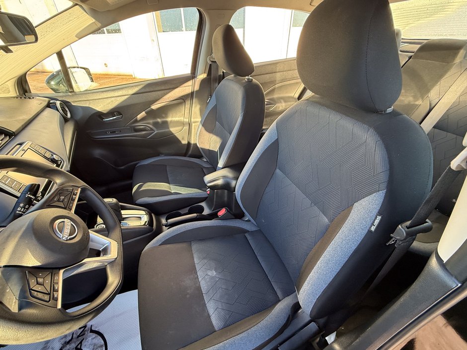 2023 Nissan Versa 1.6 SV-17