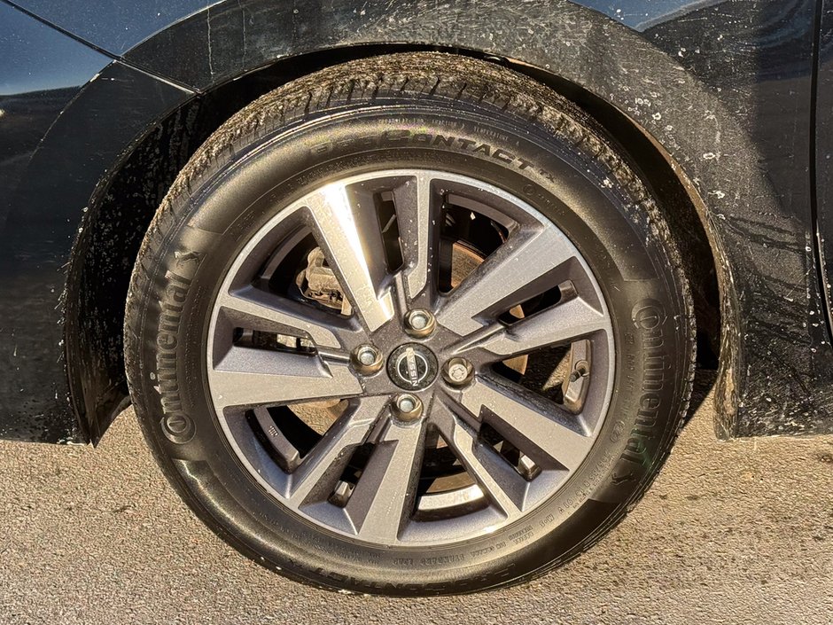 2023 Nissan Versa 1.6 SV-10