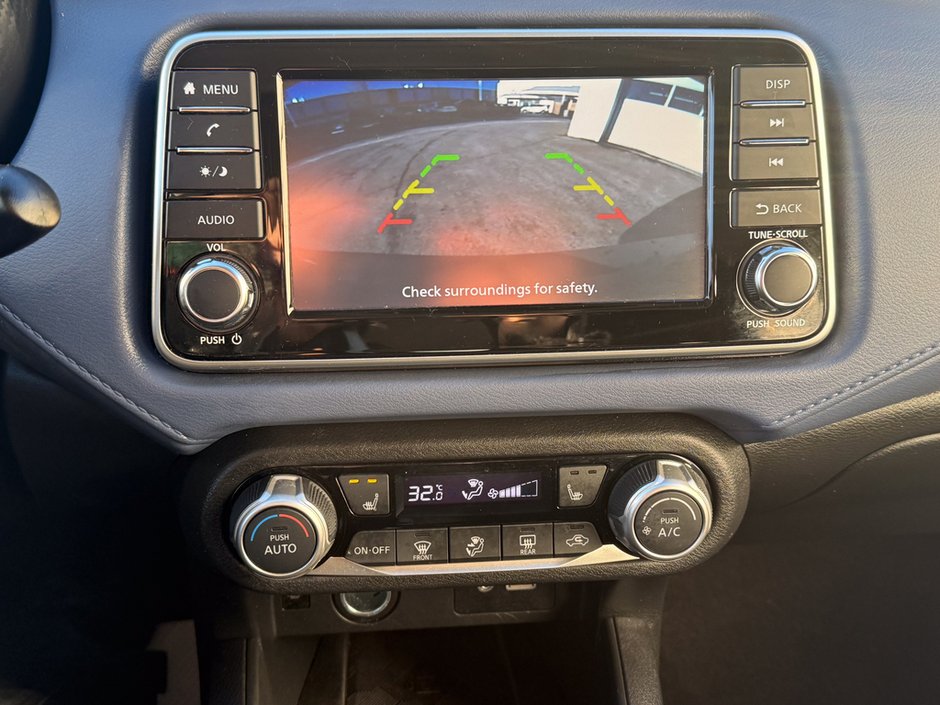 2023 Nissan Versa 1.6 SV-22