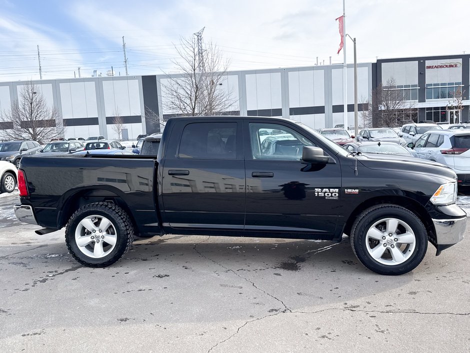 2023 Ram 1500 Classic SLT-7