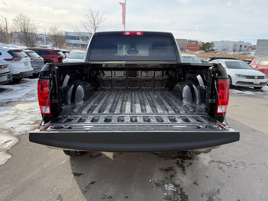 2023 Ram 1500 Classic SLT-14