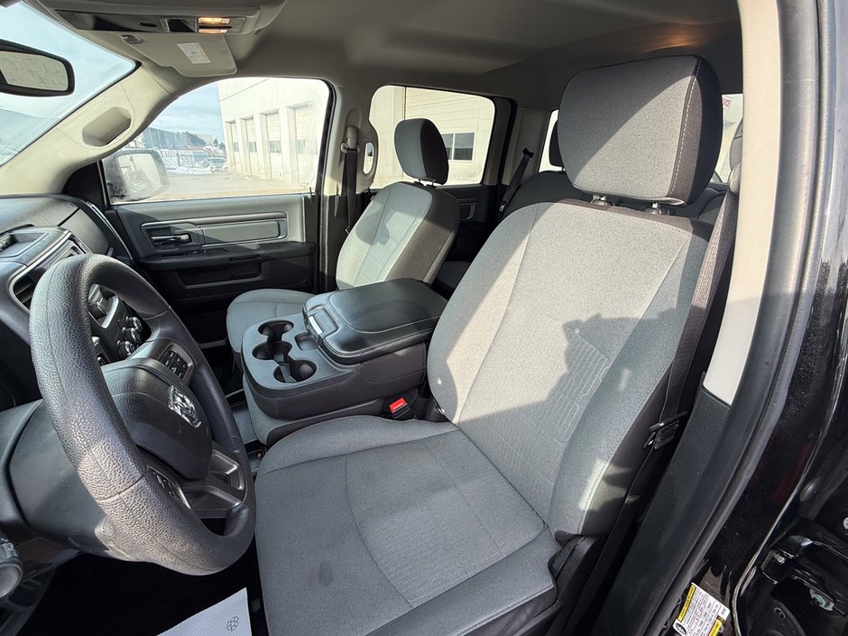 2023 Ram 1500 Classic SLT-20