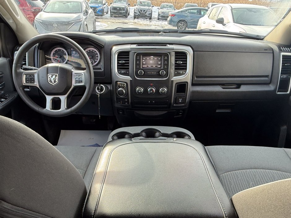 2023 Ram 1500 Classic SLT-16