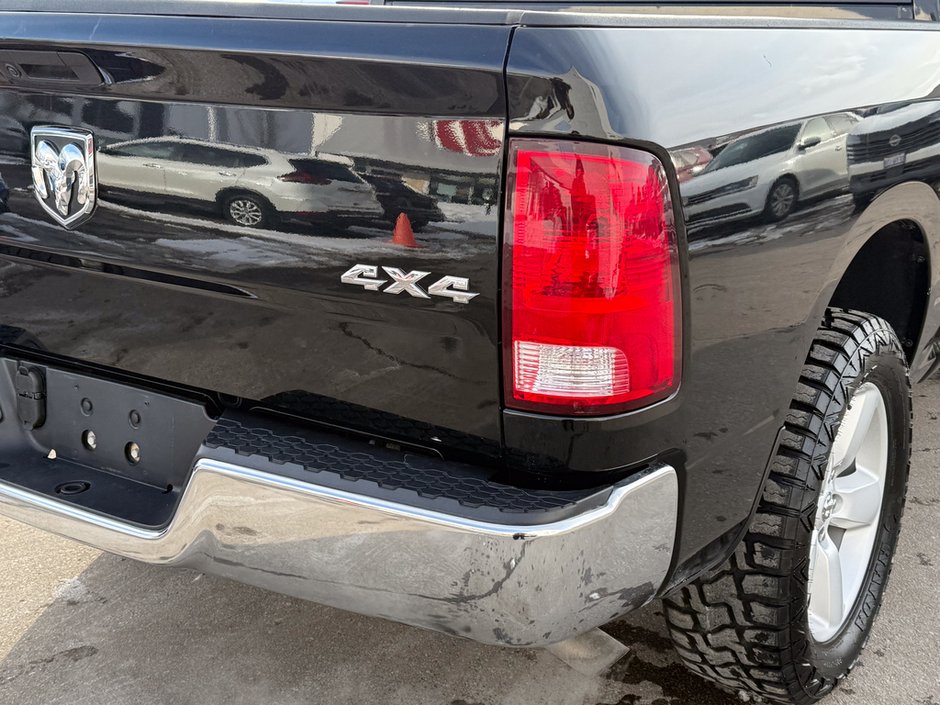 2023 Ram 1500 Classic SLT-13