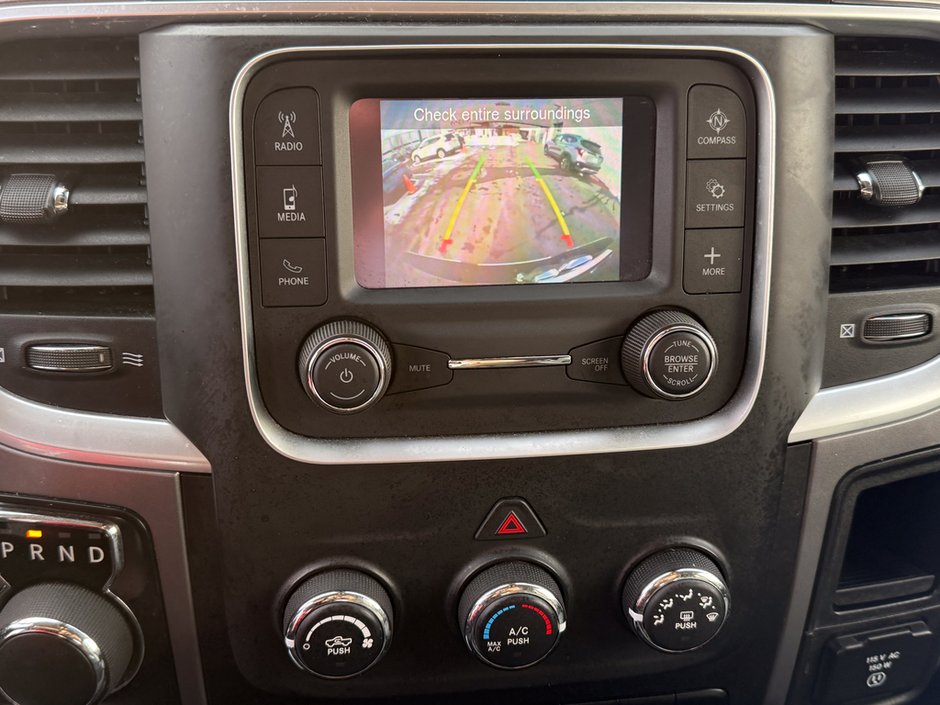 2023 Ram 1500 Classic SLT-26