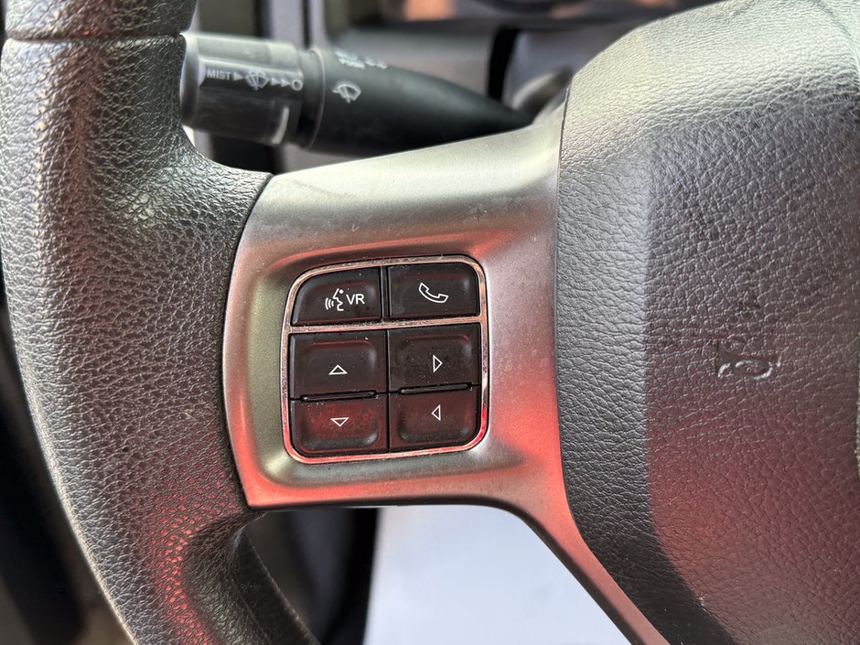 2023 Ram 1500 Classic SLT-22