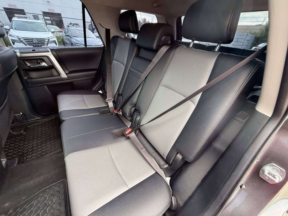 2023 Toyota 4Runner Base-16